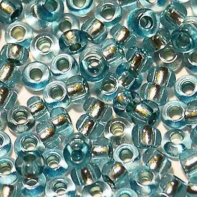 Бисер Preciosa 78133 прозрачный аквамарин с серебряным центром