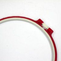 Пяльцы пластмассовые  диаметр 21 см