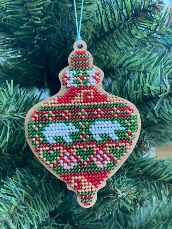 С042-01 Набор для вышивания "Ваза Мишкин Новый год"