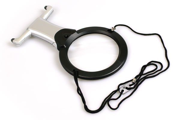 Лупа  универсальная с подсветкой MG 11B-1